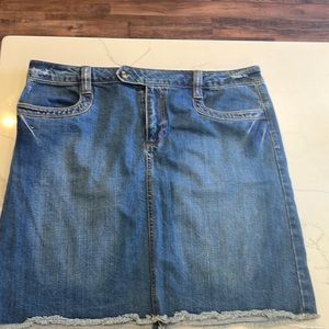 Old navy denim skirt size 16